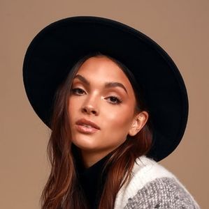 SOLD!!! Women's Boater Hat